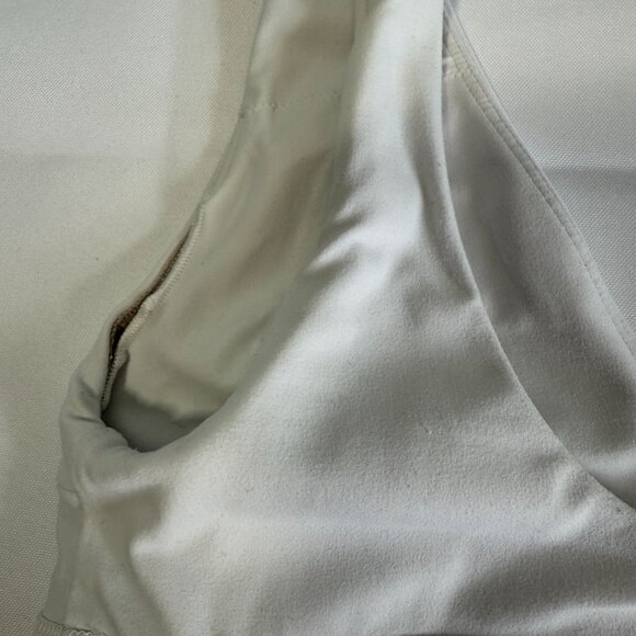 Lululemon Align V-Neck Sports Bra Women 8 White Light Support A/B Cup Activewear - Picture 8 of 8